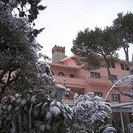 Отель Park San Michele Мартина-Франка